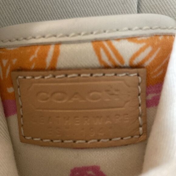 Coach NWOT City Sole Skate Multicolor Signature Rainbow Sneakers. Size 8M. - Picture 7 of 10